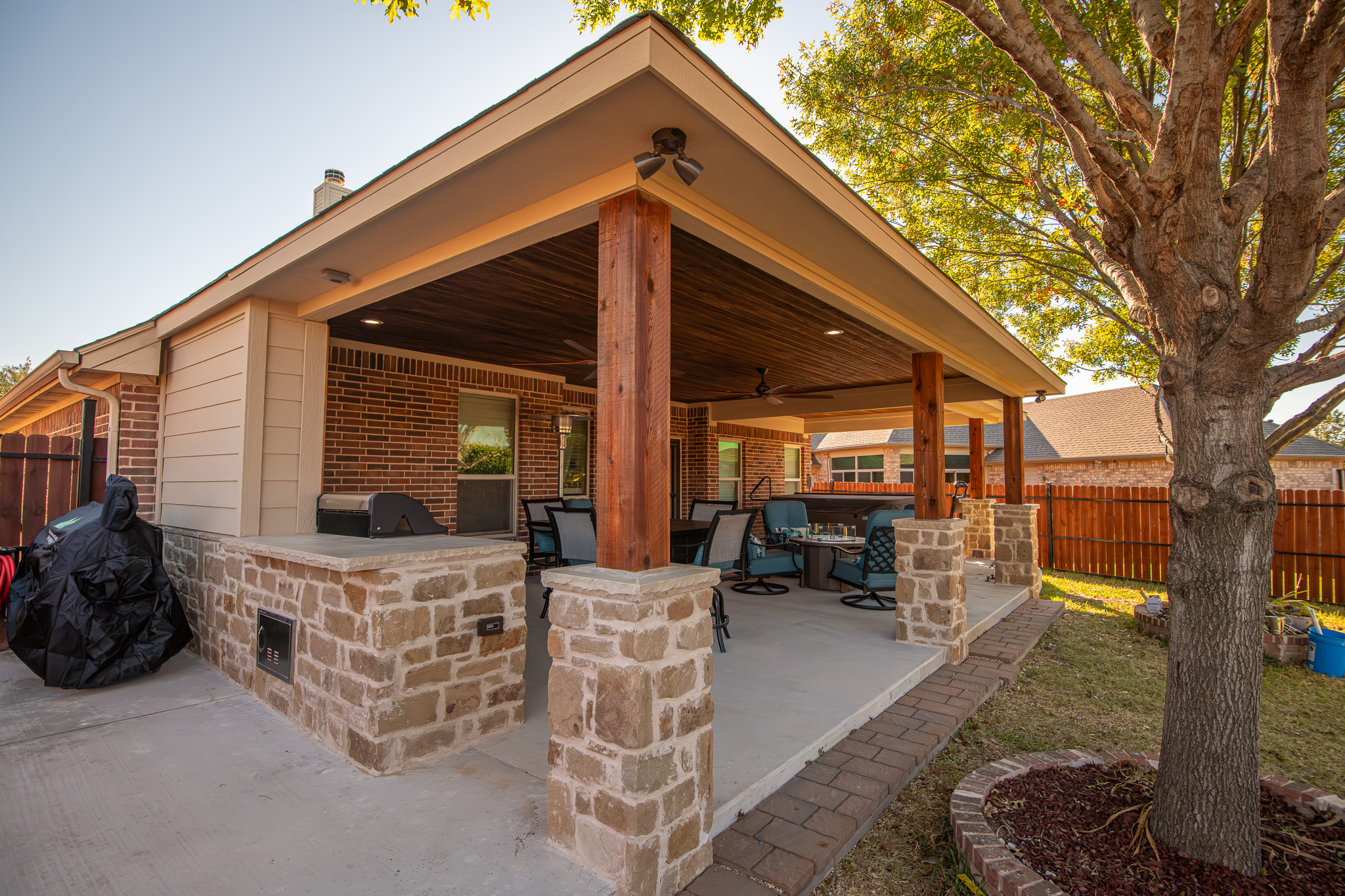 Attached Hip Patio in Saginaw, Texas
